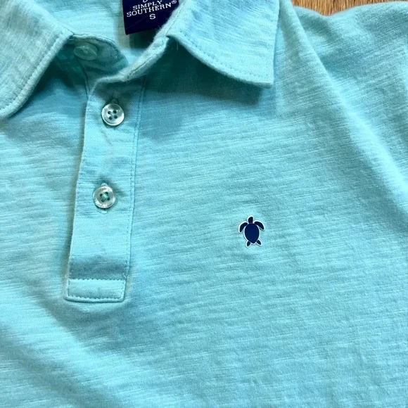 Simply Southern Men's Polo Shirt Turquoise Blue Soft S‎ Turtle - Picture 2 of 7